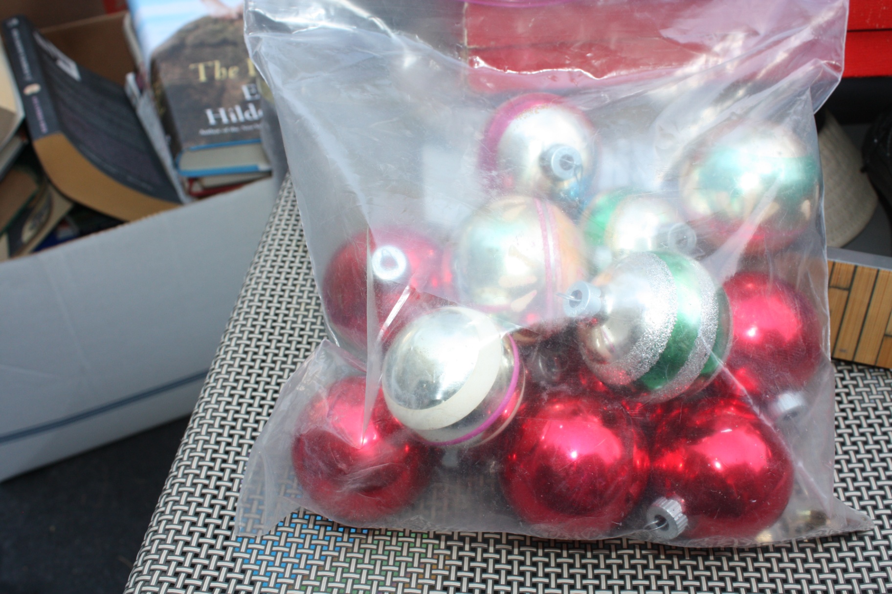 Shiny Brite vintage antique glass Christmas bulb ornaments - image 4 of 8