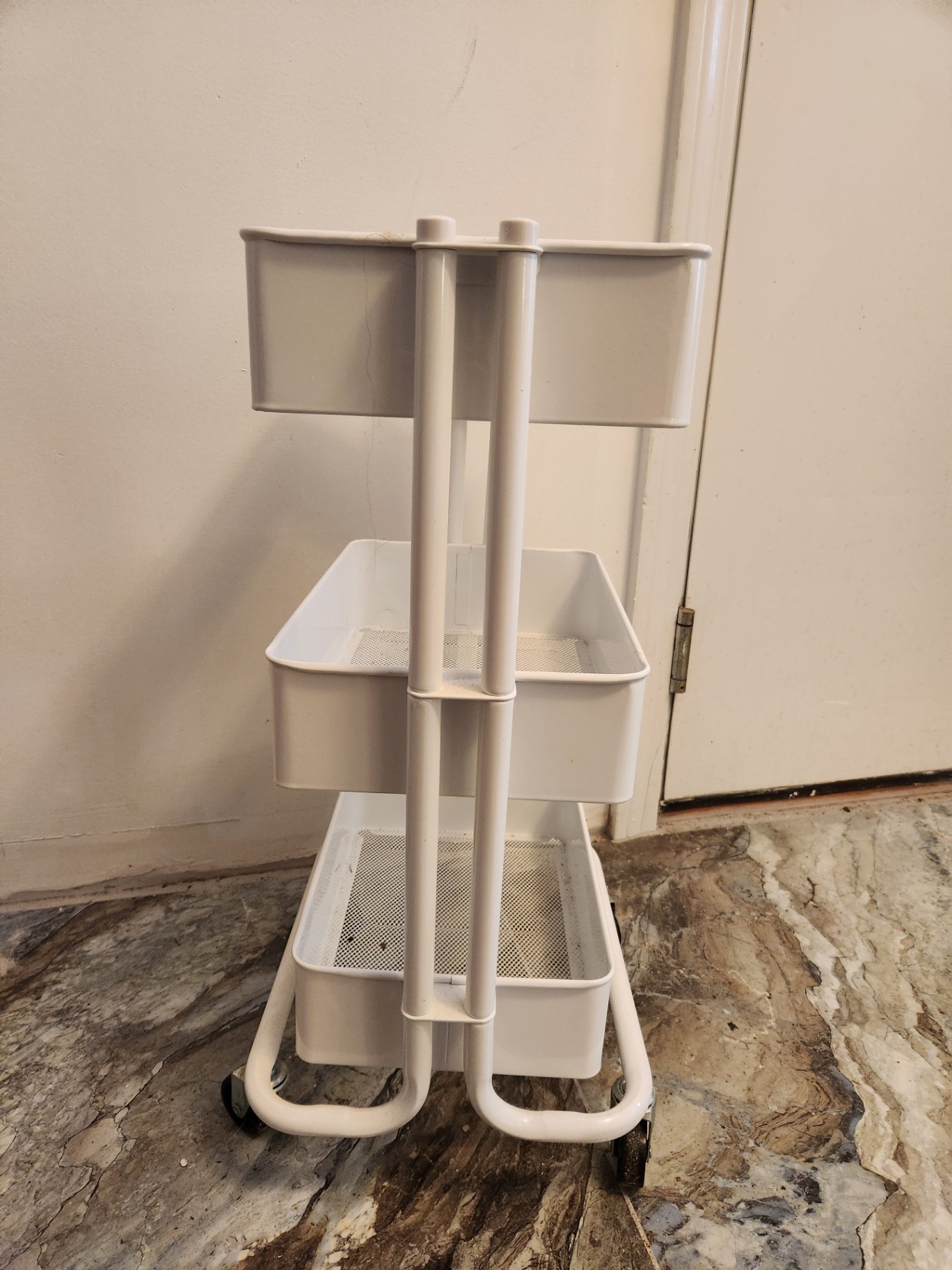 IKEA RÅSKOG White 3-Tier Rolling Utility Cart on Casters - image 5 of 6