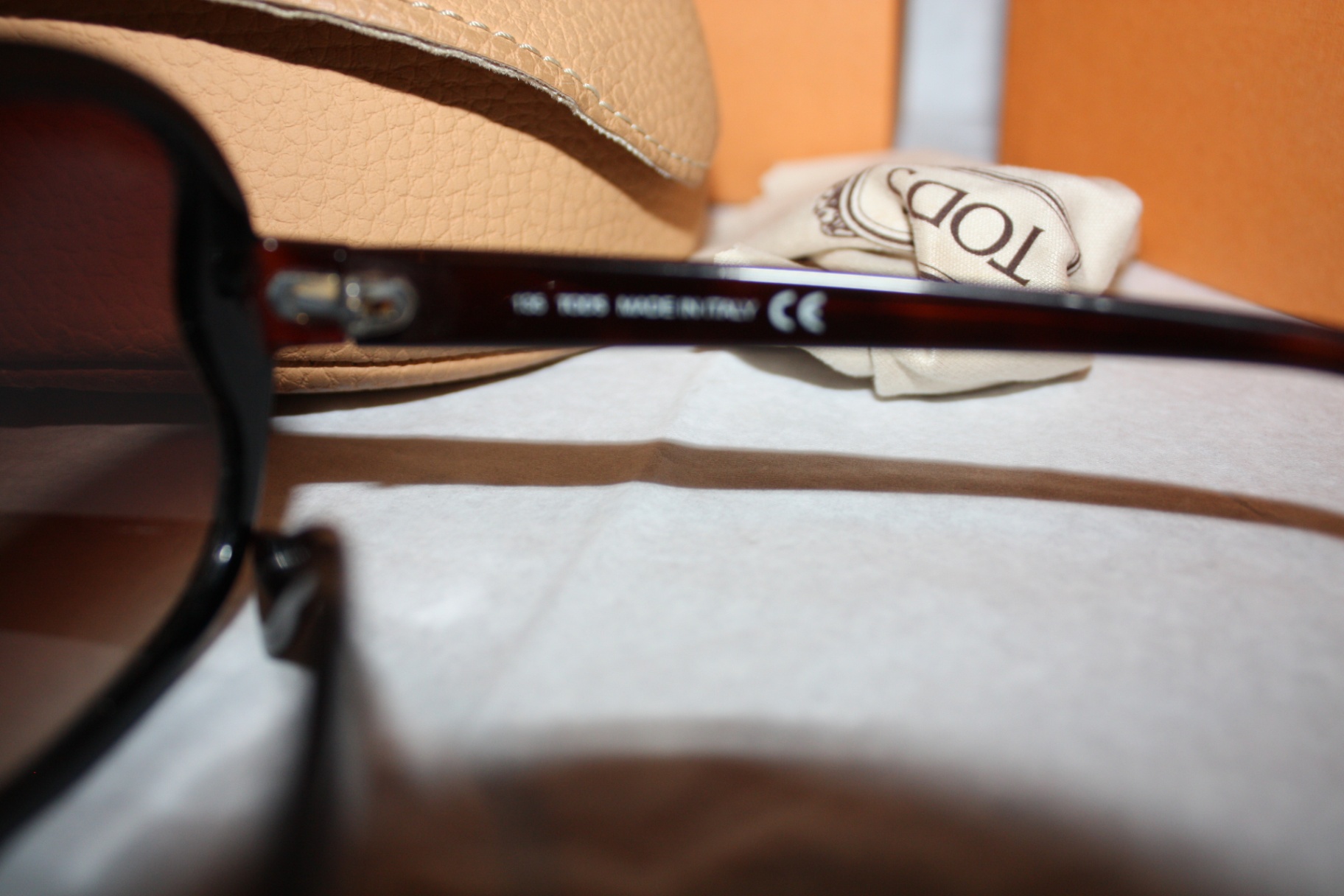 Tod’s Sunglasses – Model TO 03 05K 60115 – Made in Italy - image 19 of 20
