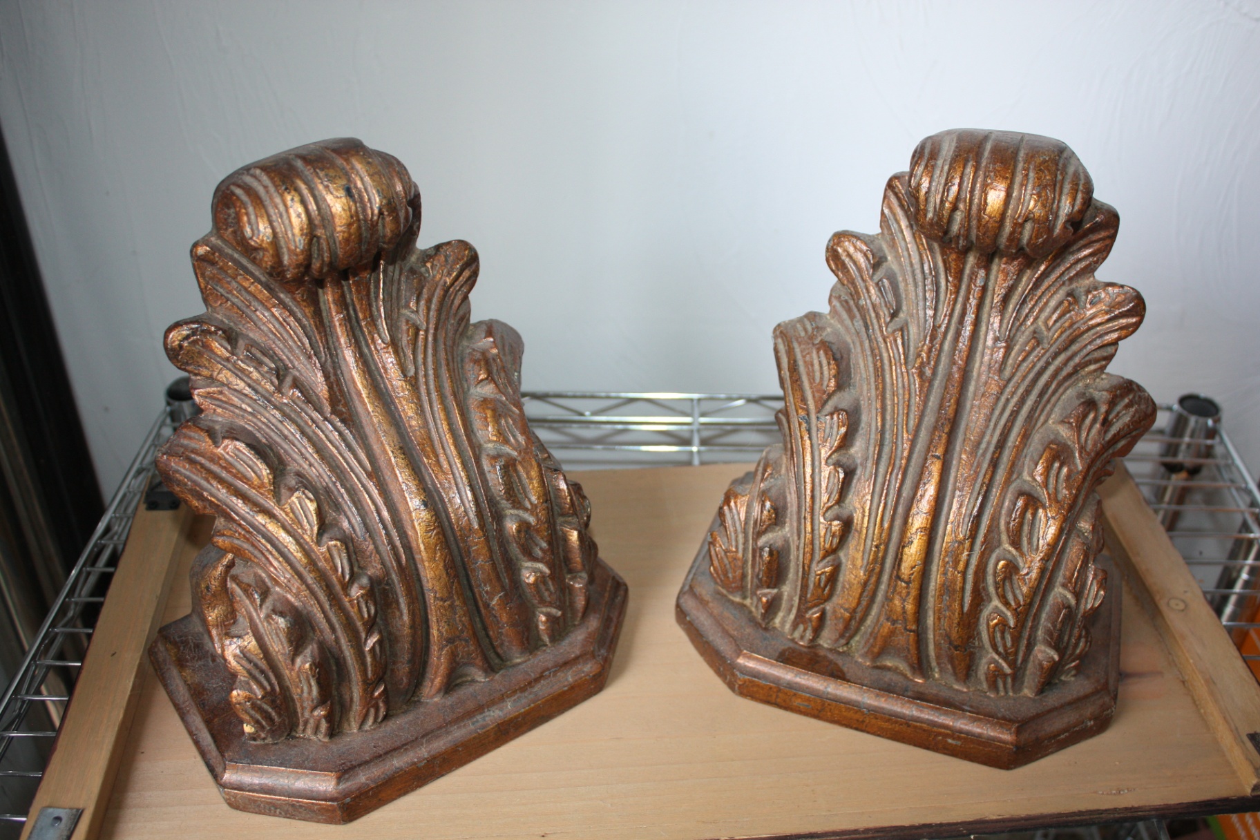 Pair of Carved Acanthus Leaf Corbels – Gilt & Bronze Finish – Architectural Wall Shelves / Brackets (approx 12 inches) - image 4 of 5
