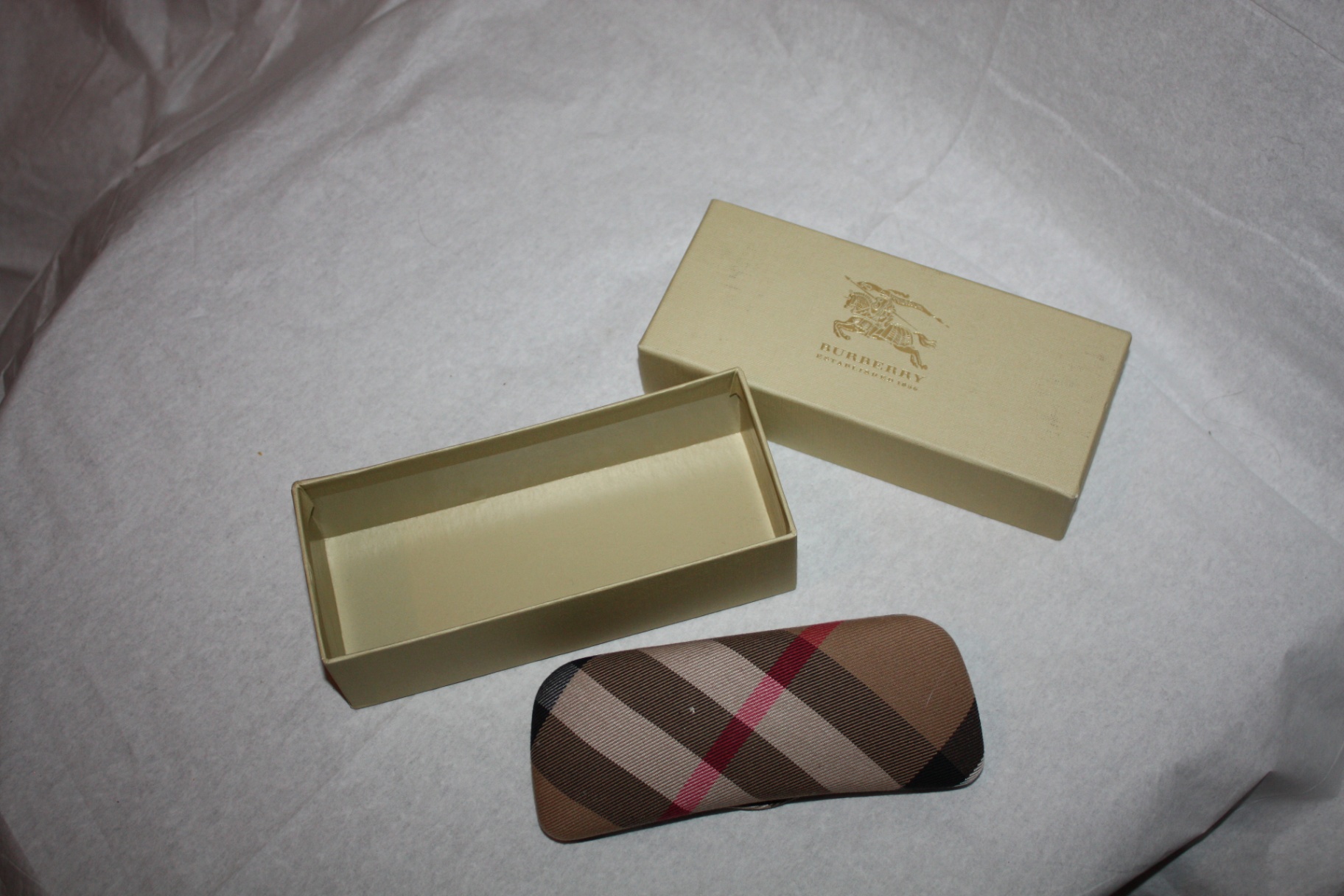 Designer Sunglass cases and Boxes - Mixed Lot - image 13 of 13