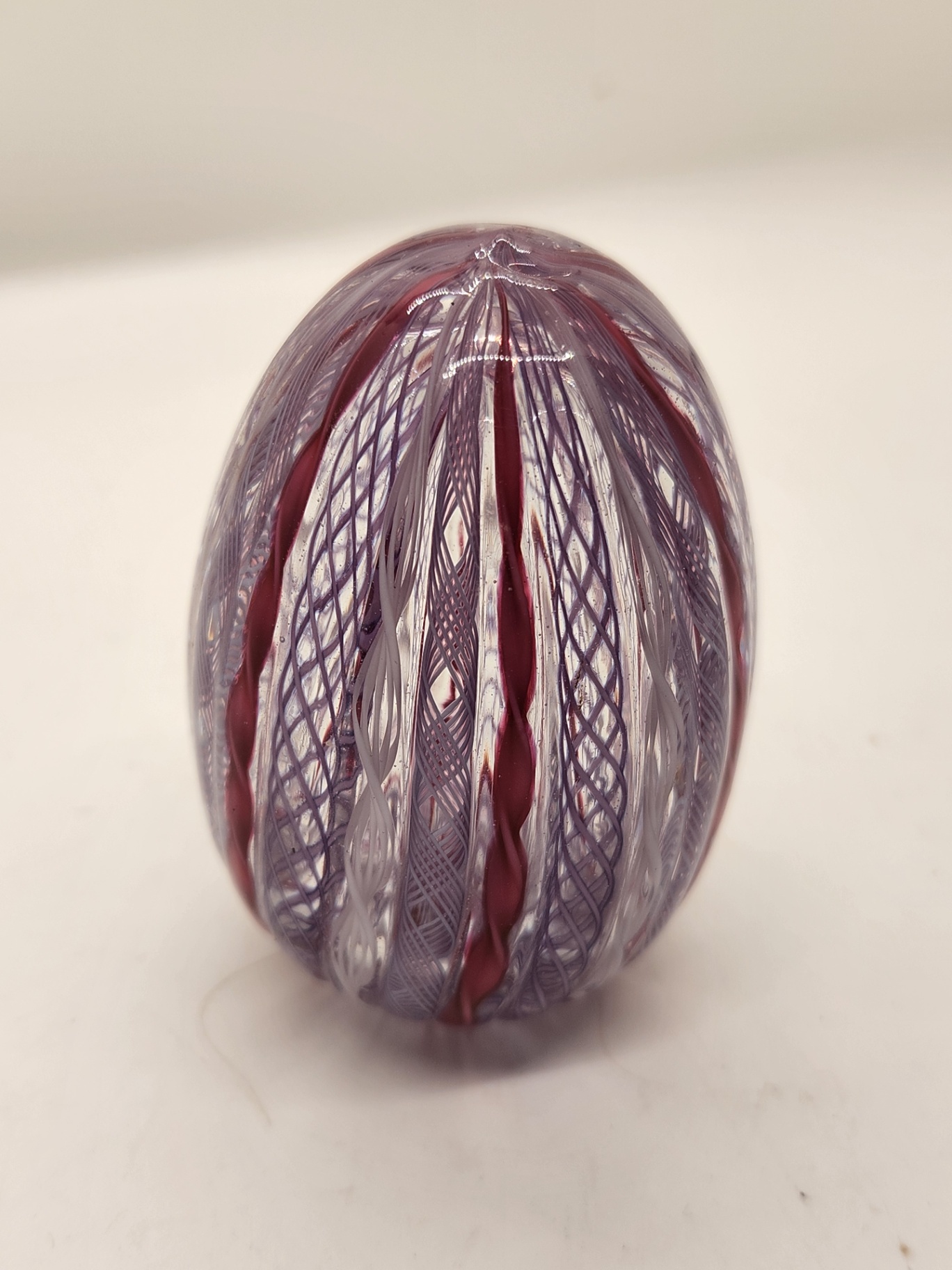 Hand Blown Art Glass Egg-Shaped Latticino Paperweight – Purple & Cranberry Ribbon Latticino Swirl Murano Paperweight - Maybe E Langbein - image 6 of 7
