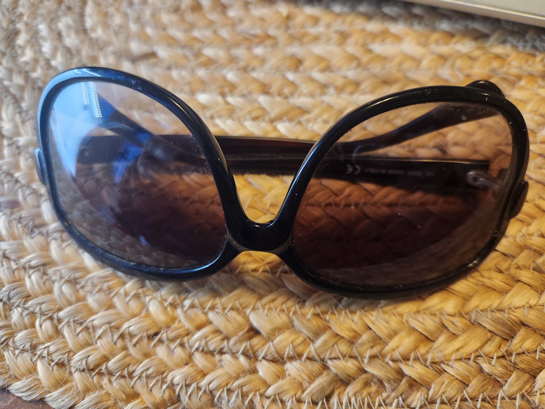 Tod’s Sunglasses – Model TO 03 05K 60115 – Made in Italy - image 10 of 20
