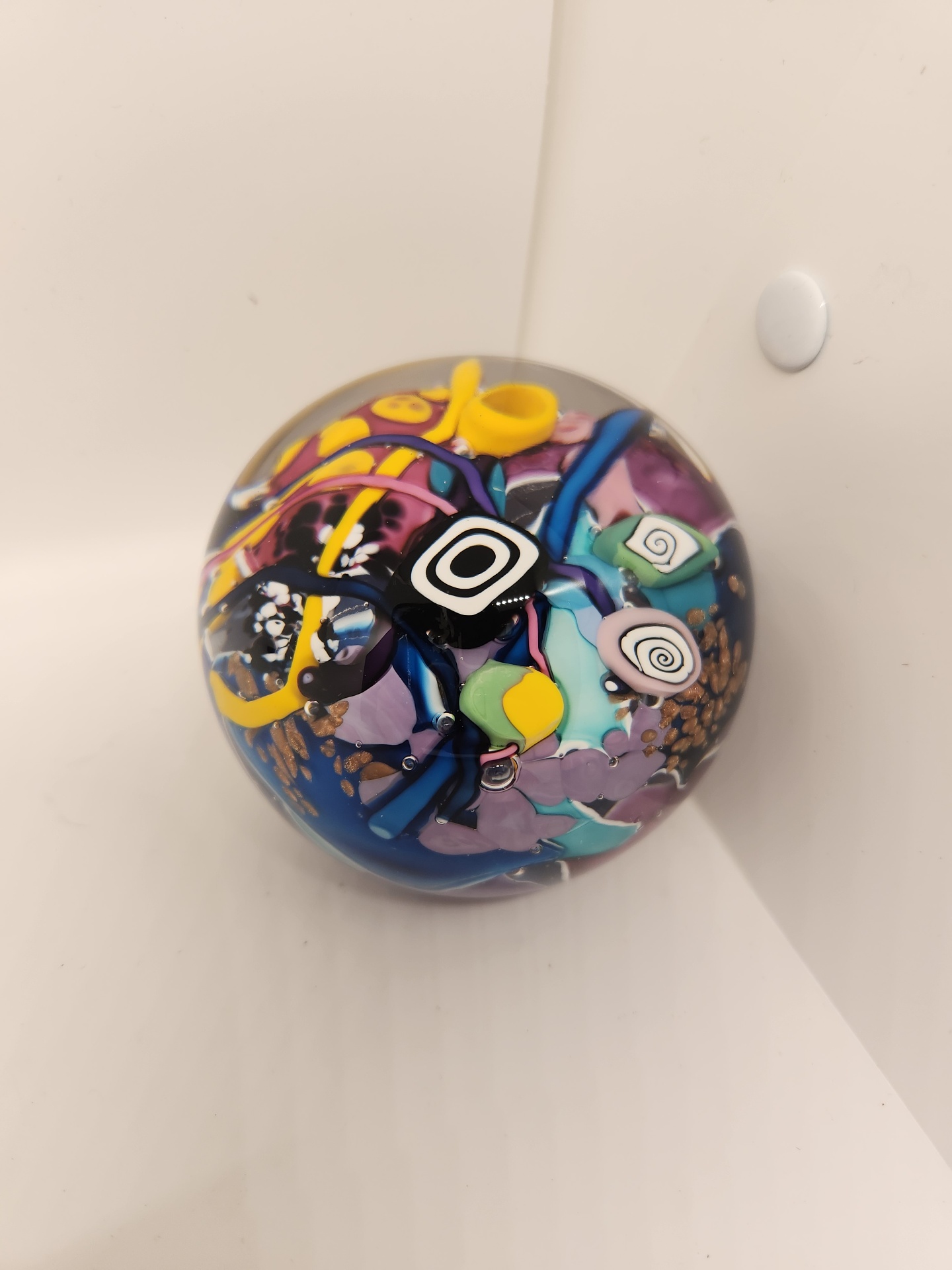 Signed Kliszewski (Bob Klis) Art Glass Paperweight 1999 – 3” Abstract Multicolor Studio Glass Orb - image 3 of 5