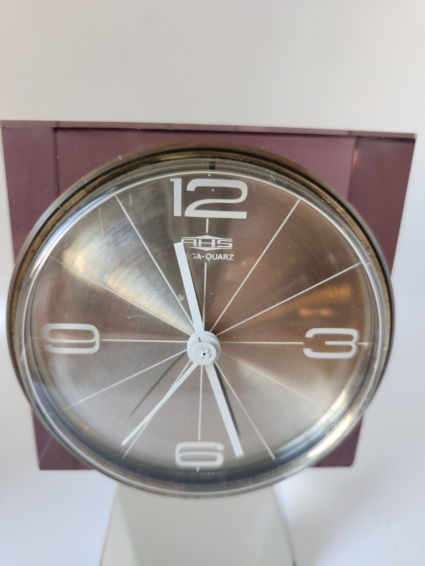 Vintage Mid Century Modern AHS Mega-Quarz Modernist Desk Clock - Lavender and Clear Acrylic & Silver metal - image 5 of 19