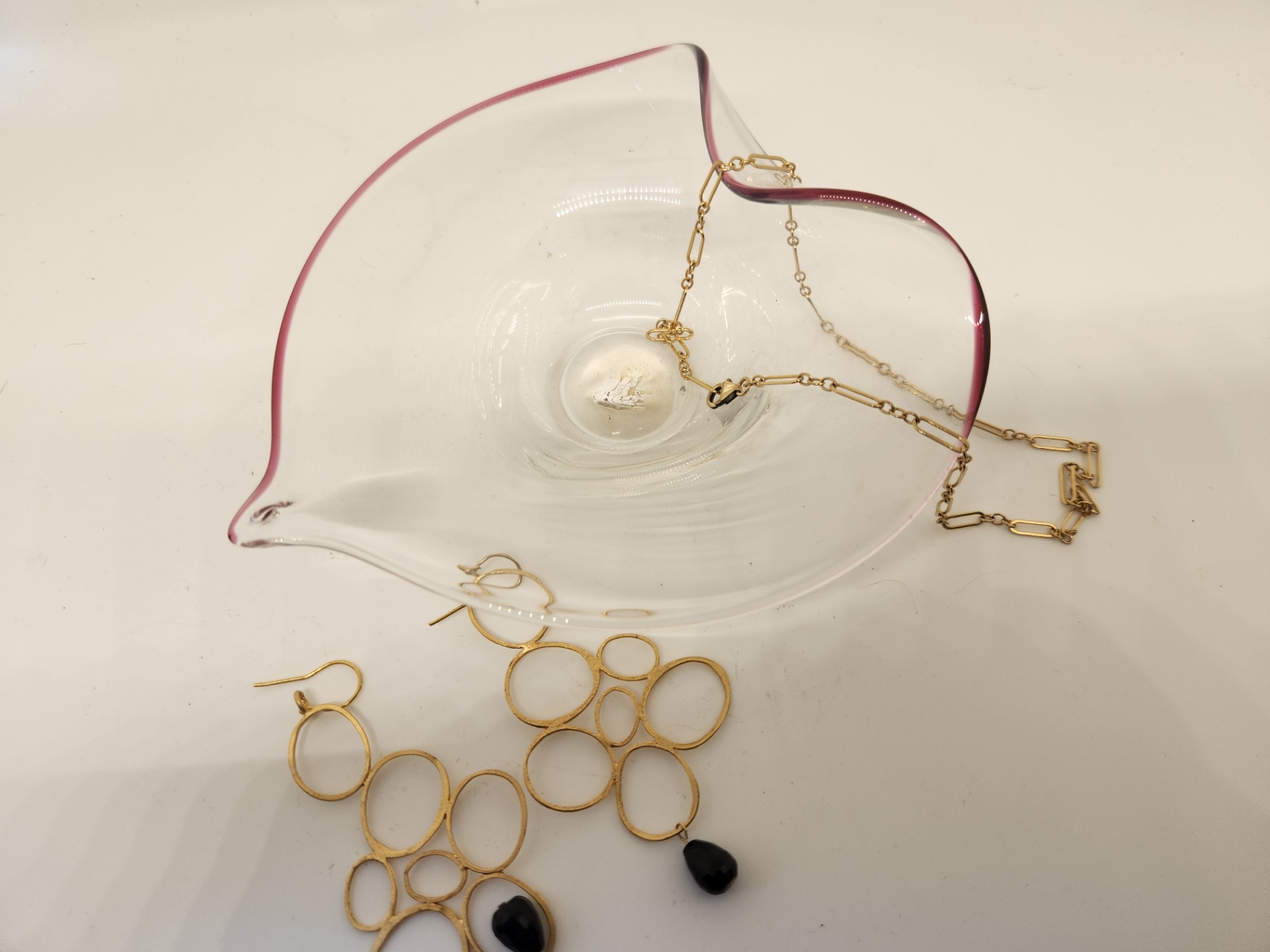 Beautiful Art Glass Bowl + Modern Gold-Tone Necklace & Gold-Tone & Black Stone Earrings Set (3pc Lot) - image 7 of 12