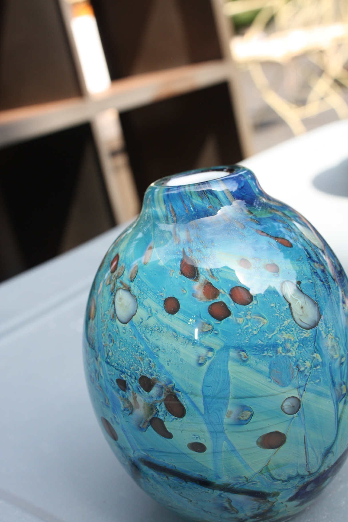 Signed Doug Sweet Studio Art Glass Vase 8 inches – Blue & Aqua Abstract Patterned Cased Glass Blown Glass Vase - image 4 of 7