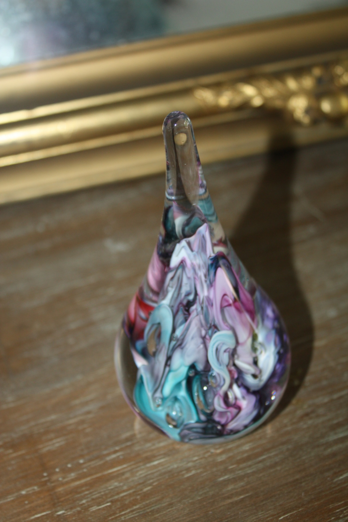 Signed Robert Eickholt Abstract Swirl Art Glass Teardrop Paperweight (1993) - image 4 of 6