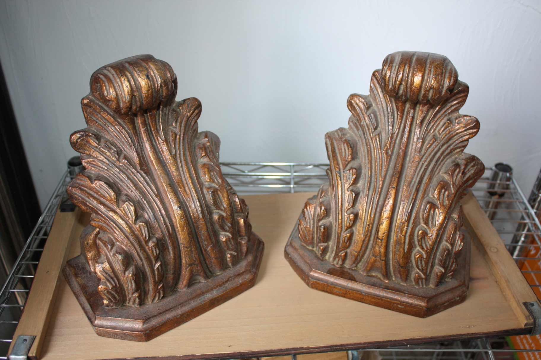 Pair of Carved Acanthus Leaf Corbels – Gilt & Bronze Finish – Architectural Wall Shelves / Brackets (approx 12 inches) - image 3 of 5