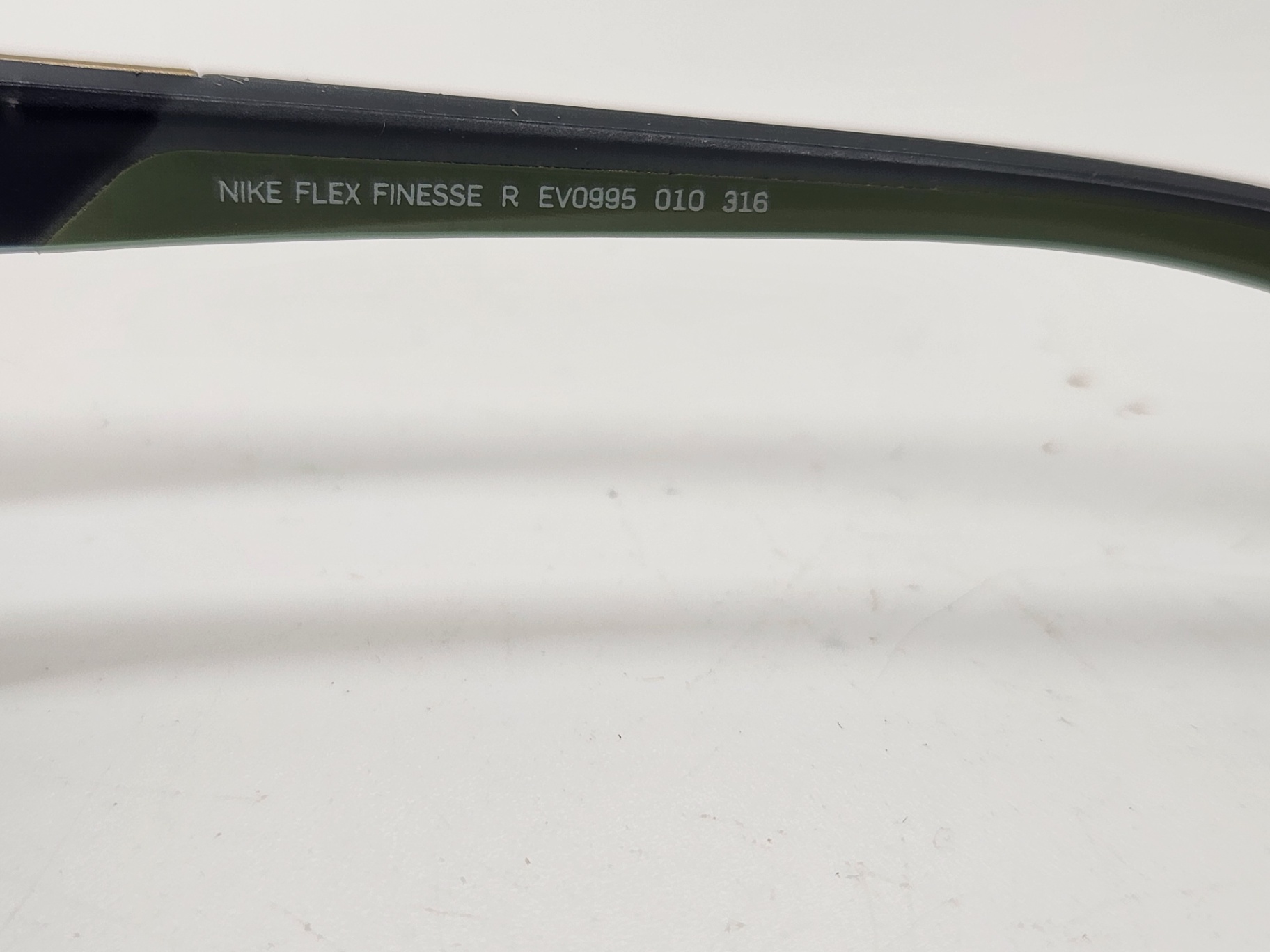 Two pairs (2) of Nike Sports Sunglasses - Polarized Unrest EVO954 & Mirror Nike Flex Finesse EVO995  - image 8 of 8