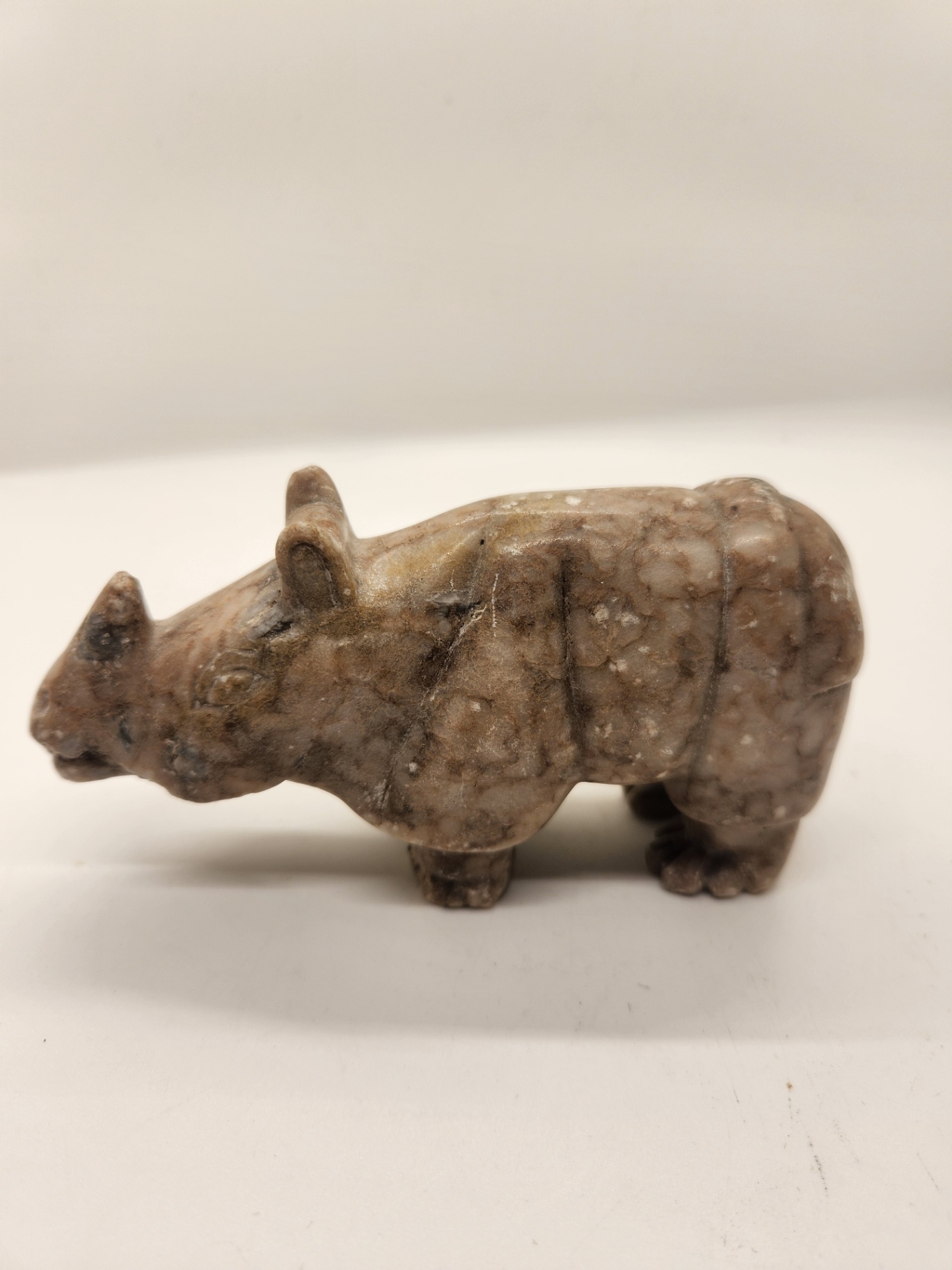 Hand-Carved Nephrite Jade or Serpentine Pig with Coin Motif & Soapstone/Marble Sculptural Rhinoceros Vintage Asian Stone Figures – Green Serpentine Pig with Coin & Brown Rhino Sculpture - image 4 of 15