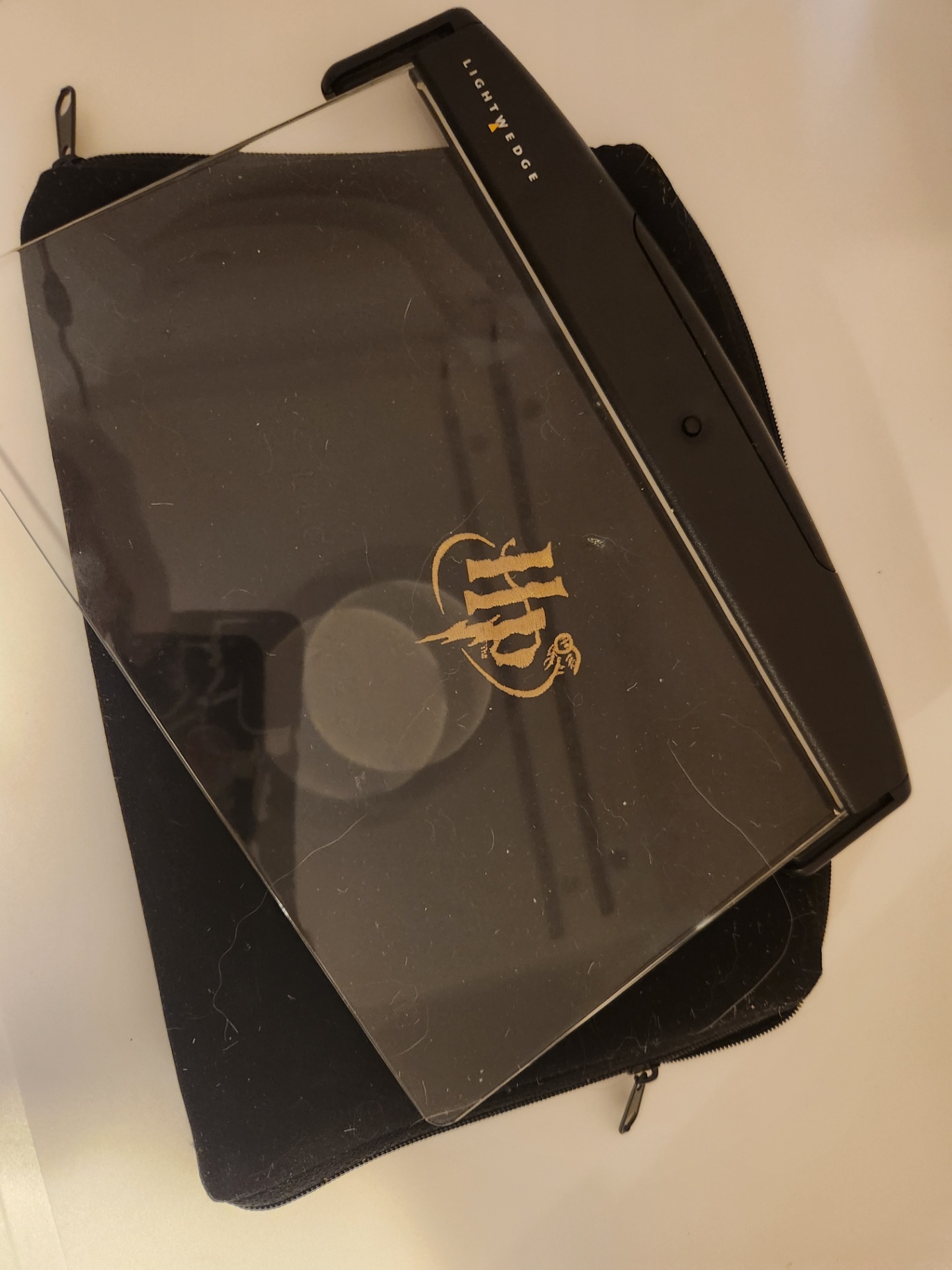 Harry Potter “LightWedge” LED Book Light with Original Hogwarts Zippered Pouch - image 5 of 8