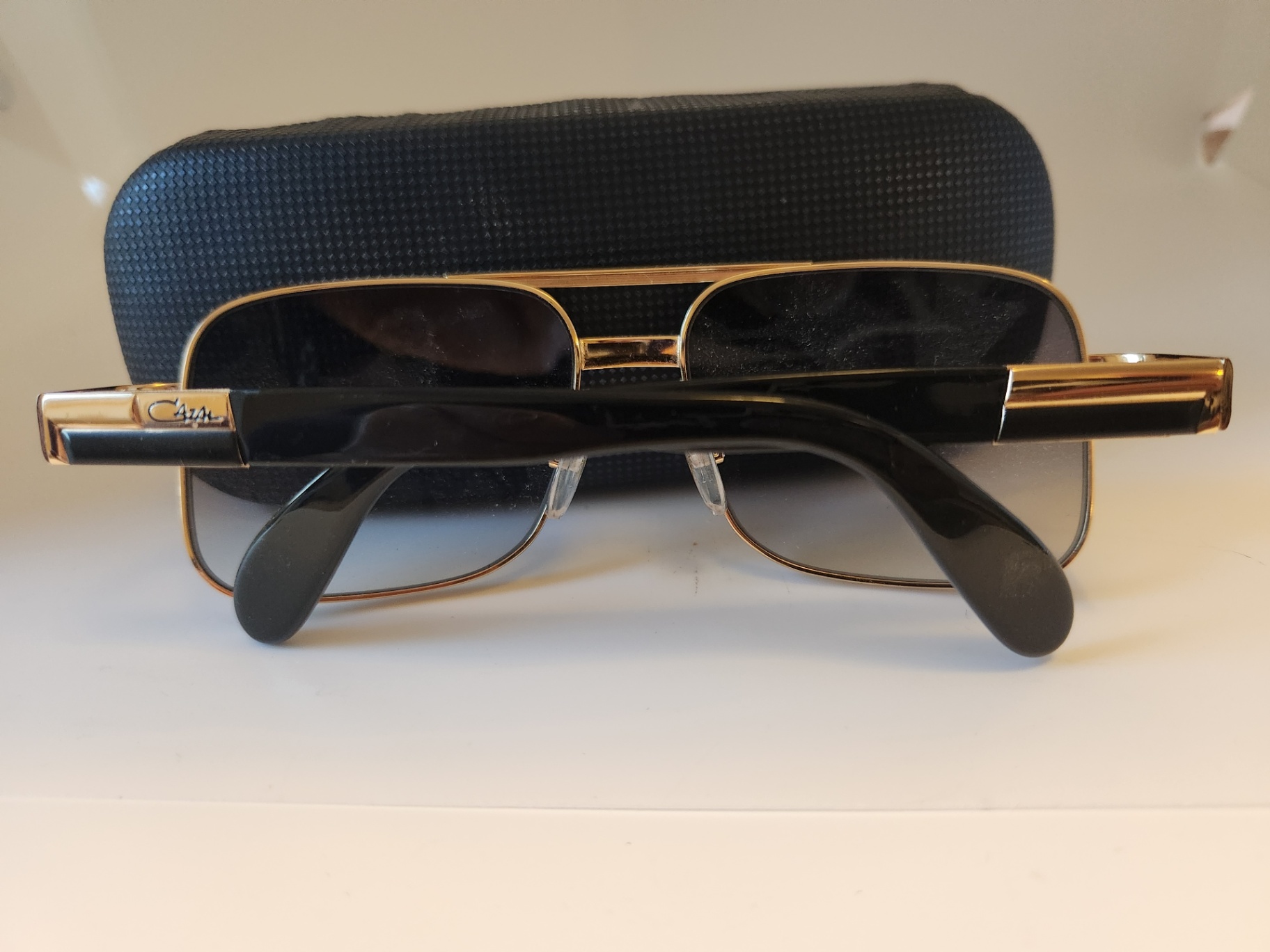 Men's Cazal Legends 988 Vintage Sunglasses – Black & Gold Frame – Model 988 COL 001 – Made in Germany - image 4 of 14