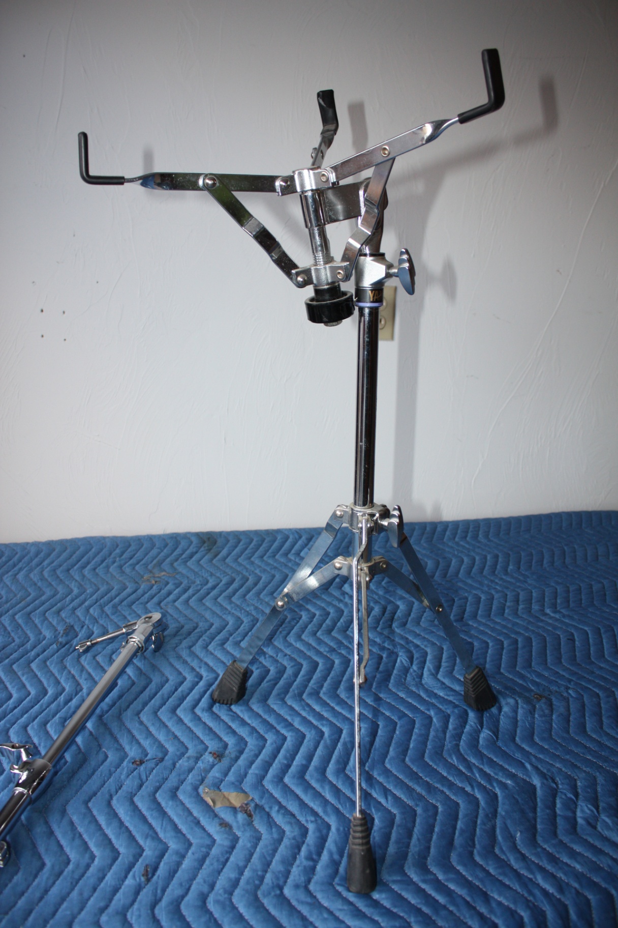 Drum Hardware & Instruction Book Lot – Snare Stand, Boom Cymbal Arm & Ted Reed “Syncopation” Book - image 1 of 4