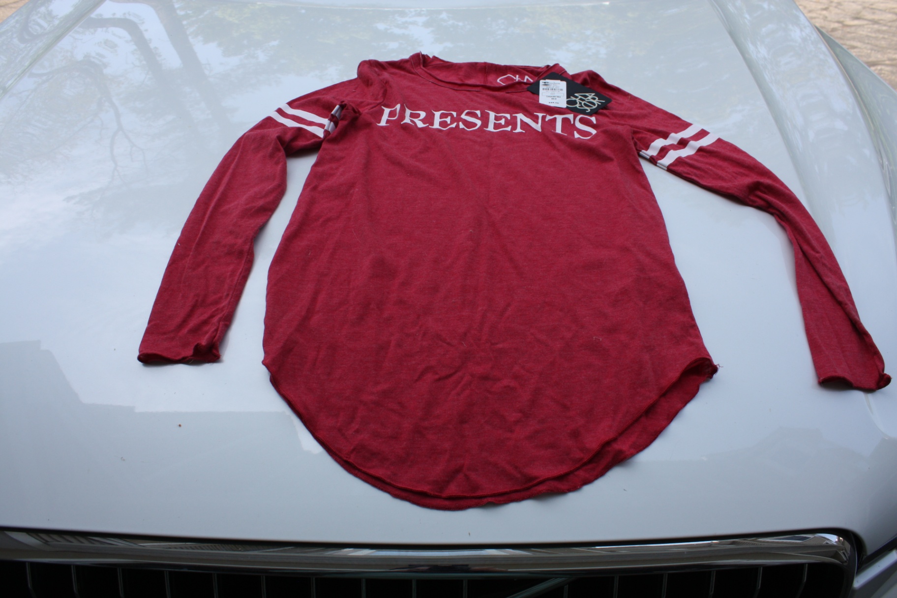 BNWT x-small Chaser “PRESENTS” Red Graphic Long Sleeve Baseball-Style Tee T-Shirt - image 4 of 4