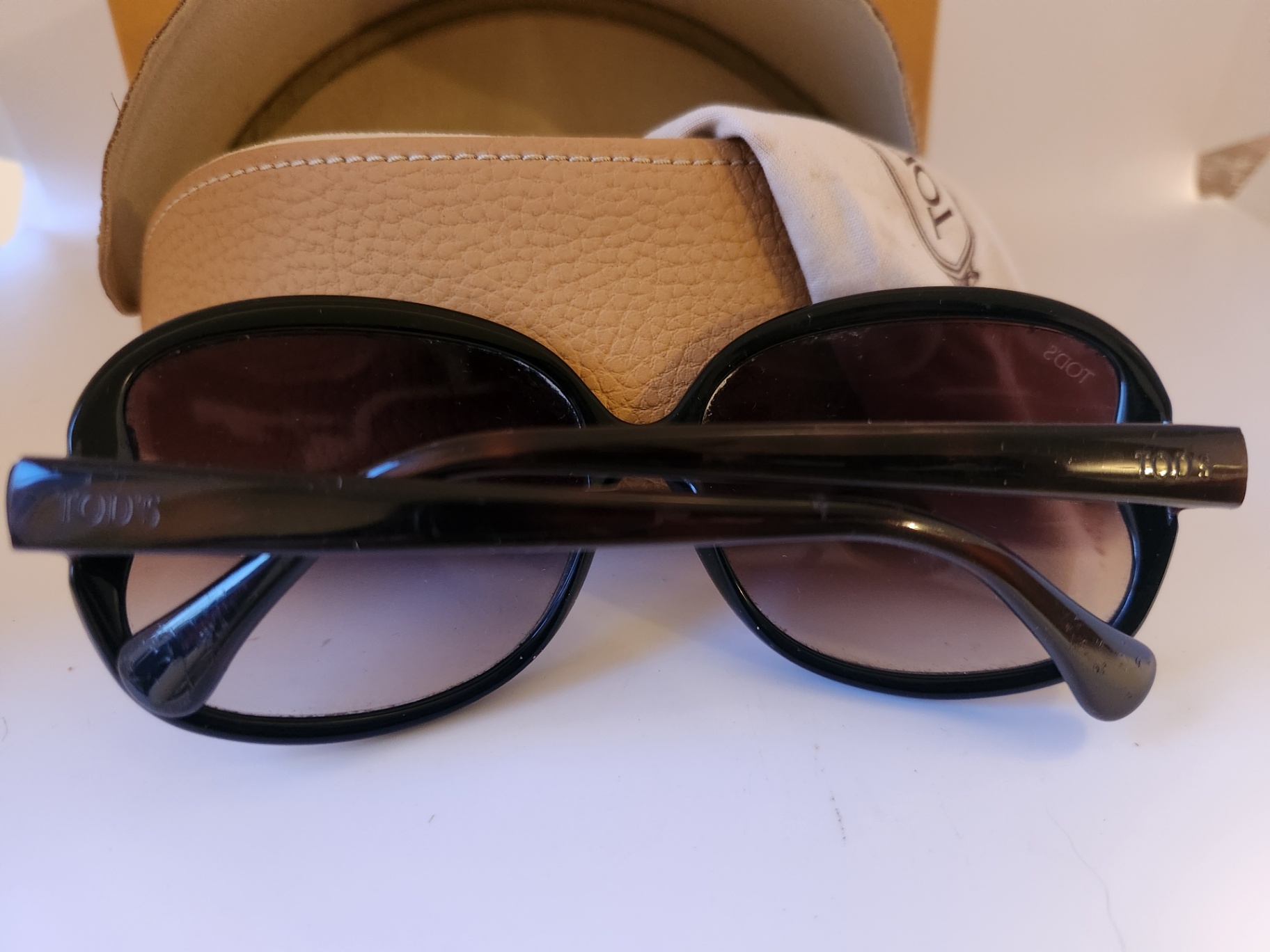 Tod’s Sunglasses – Model TO 03 05K 60115 – Made in Italy - image 6 of 20