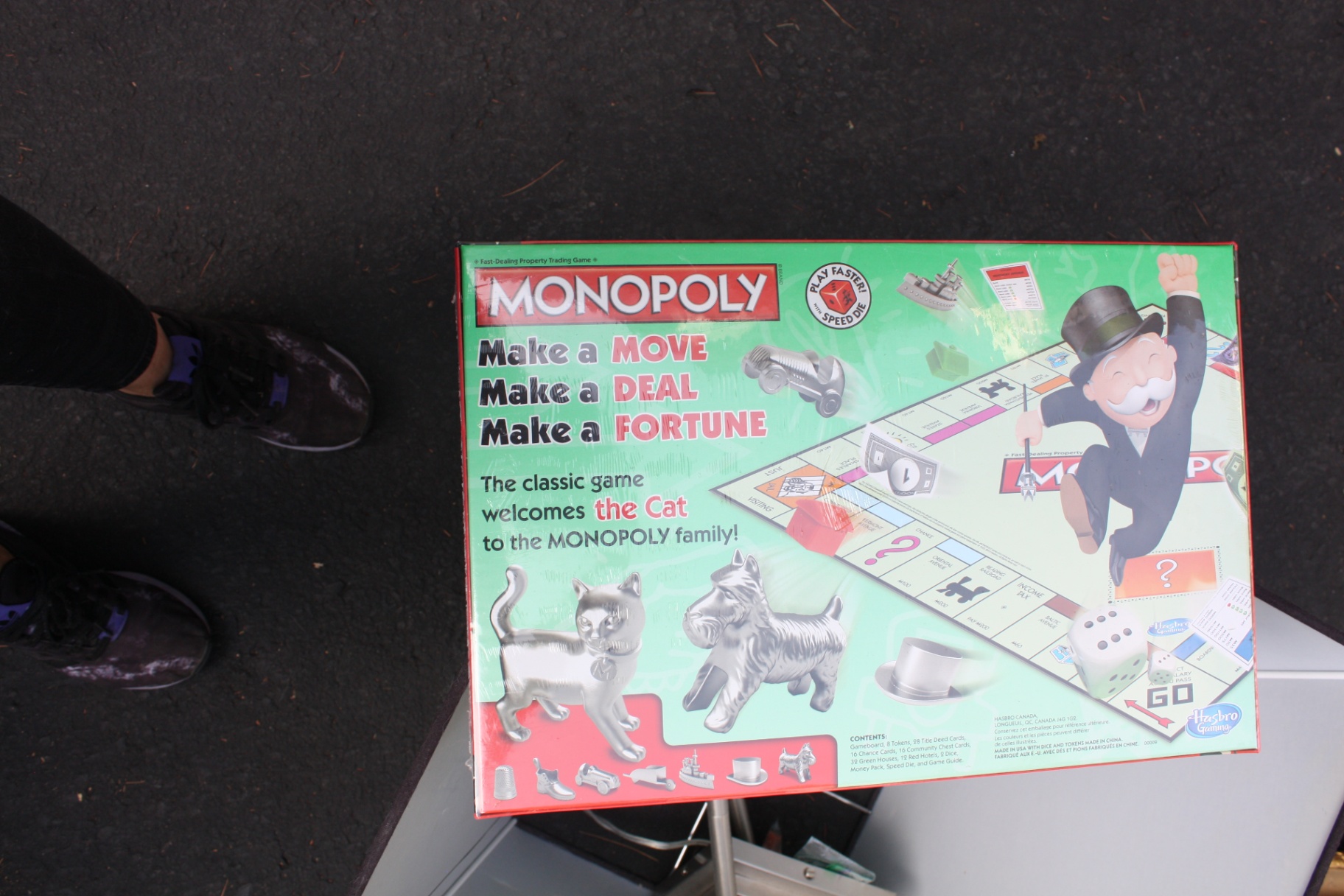 Board Game & Puzzle Lot – Monopoly Classic + 2 x 1000 Piece Puzzles (Galison & Cra-Z-Art) - image 1 of 13