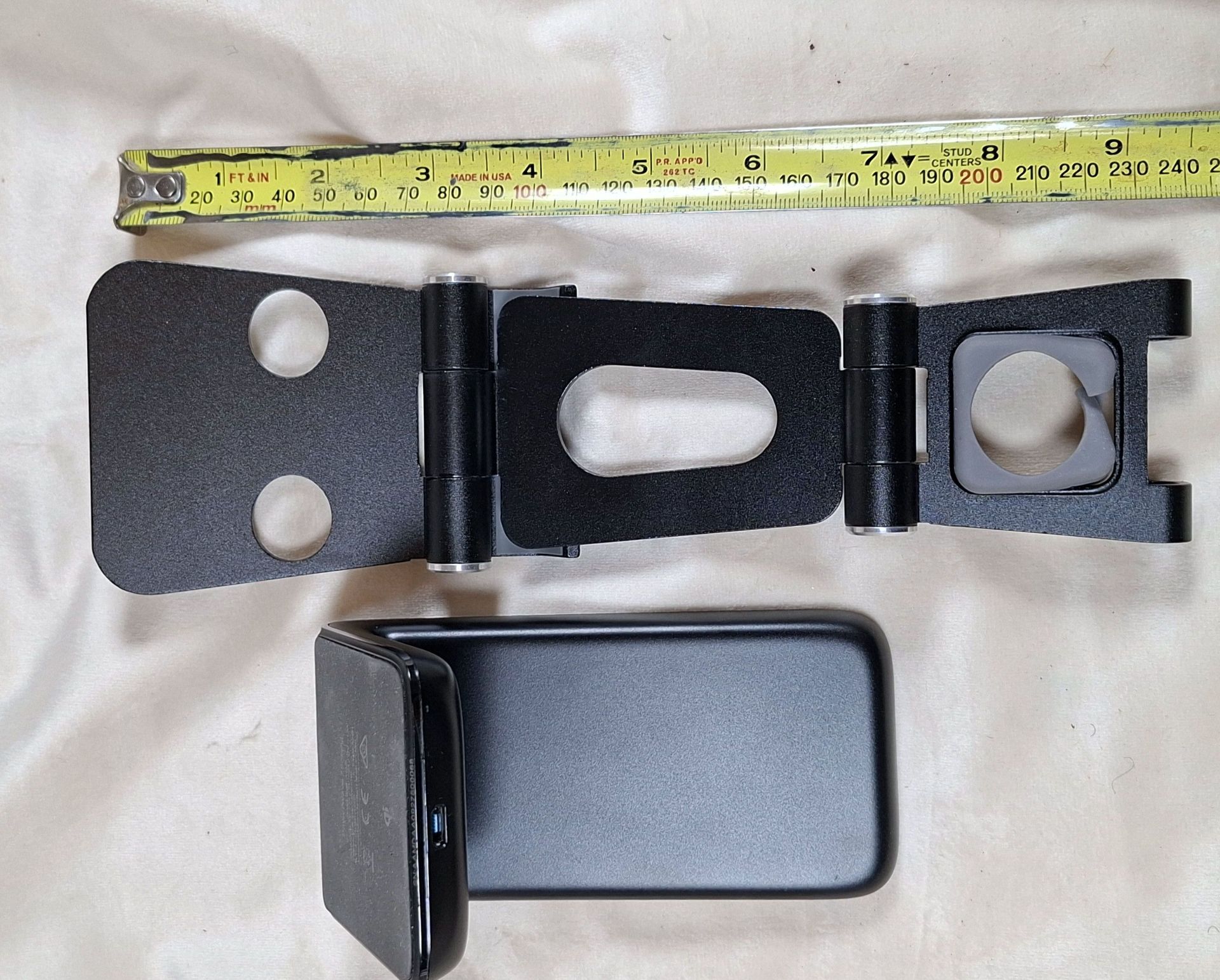 Anker Charging Dock and Adjustable Metal Phone Stand - image 5 of 5