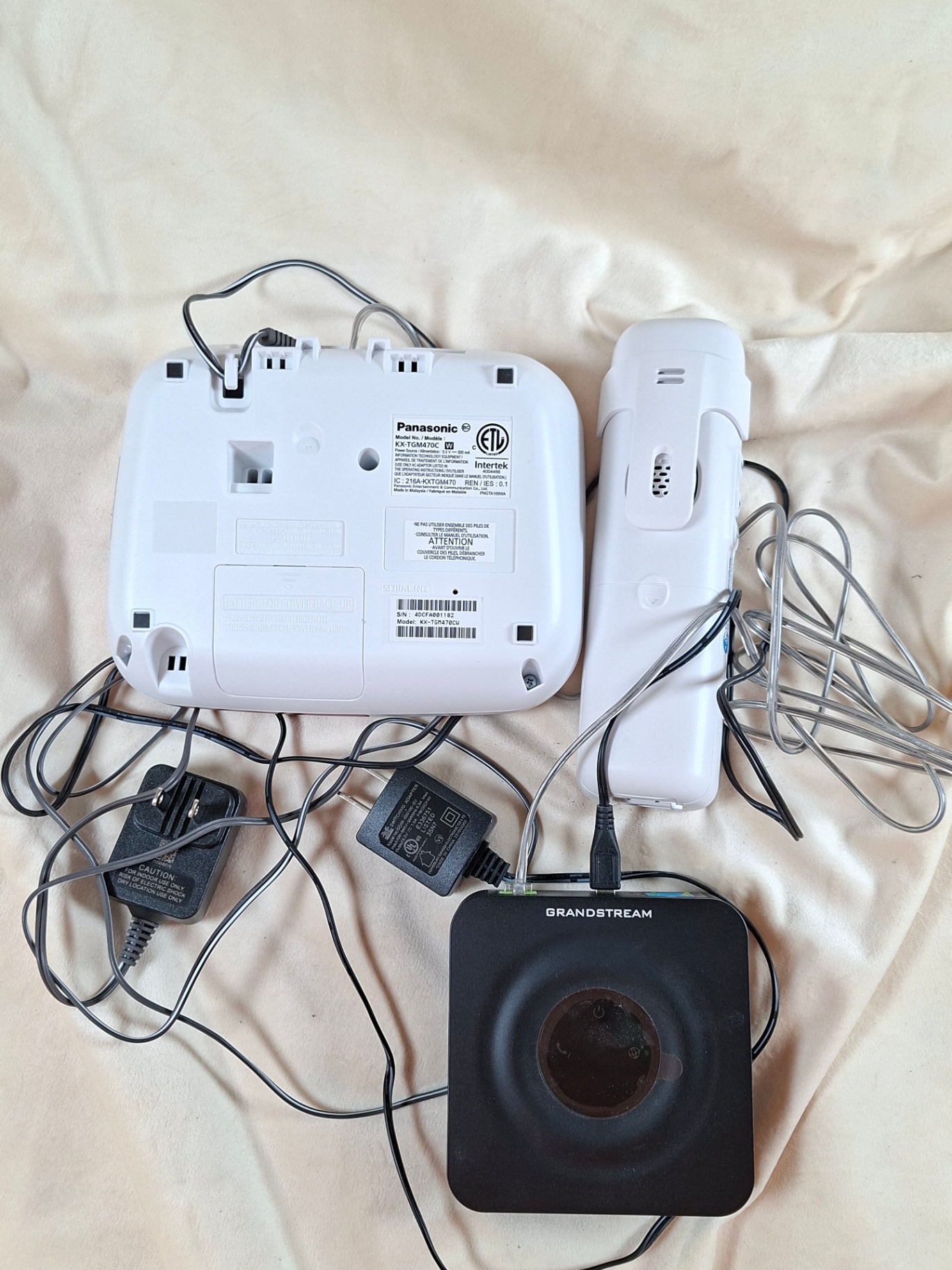 Panasonic cordless phone with base station and Grandstream device - image 5 of 5
