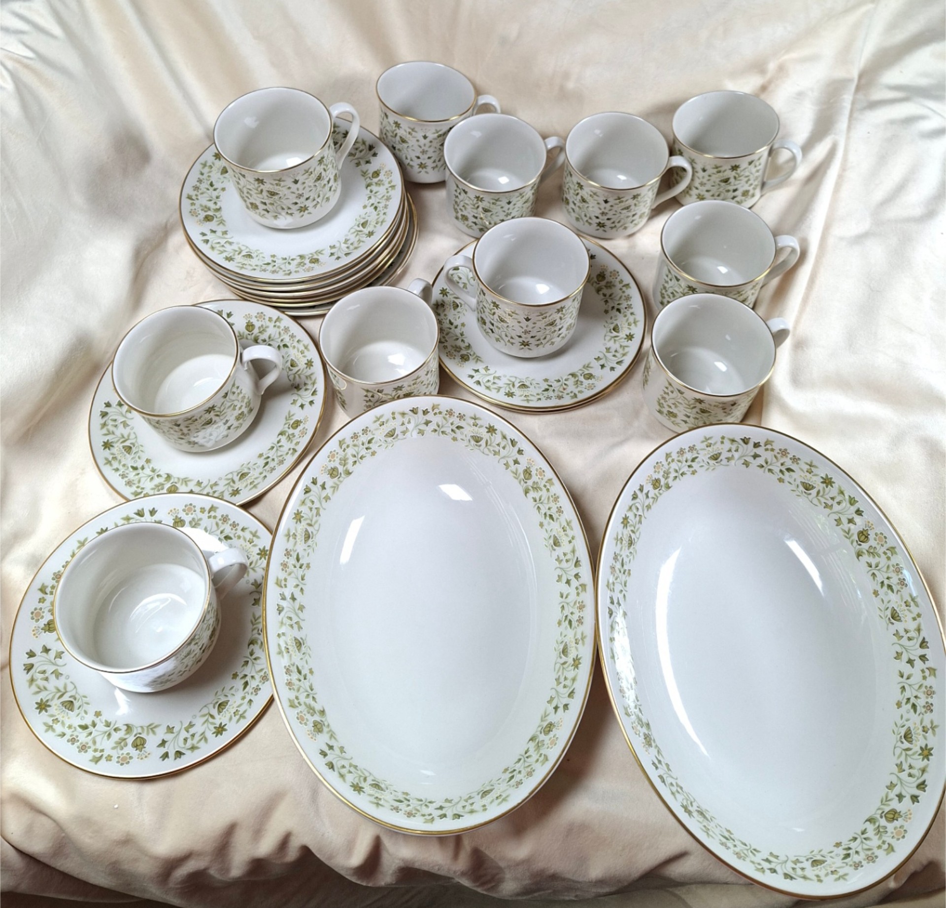 Vintage Westfield Royal Doulton Green floral china dinnerware set with gold trim, Made in England - image 2 of 9