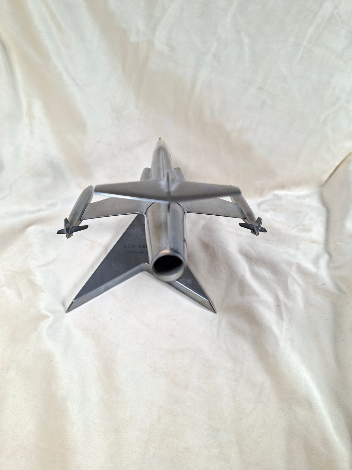 Metal model jet aircraft on display stand, "Der Kanadier December 1969-December 1971" - image 4 of 7