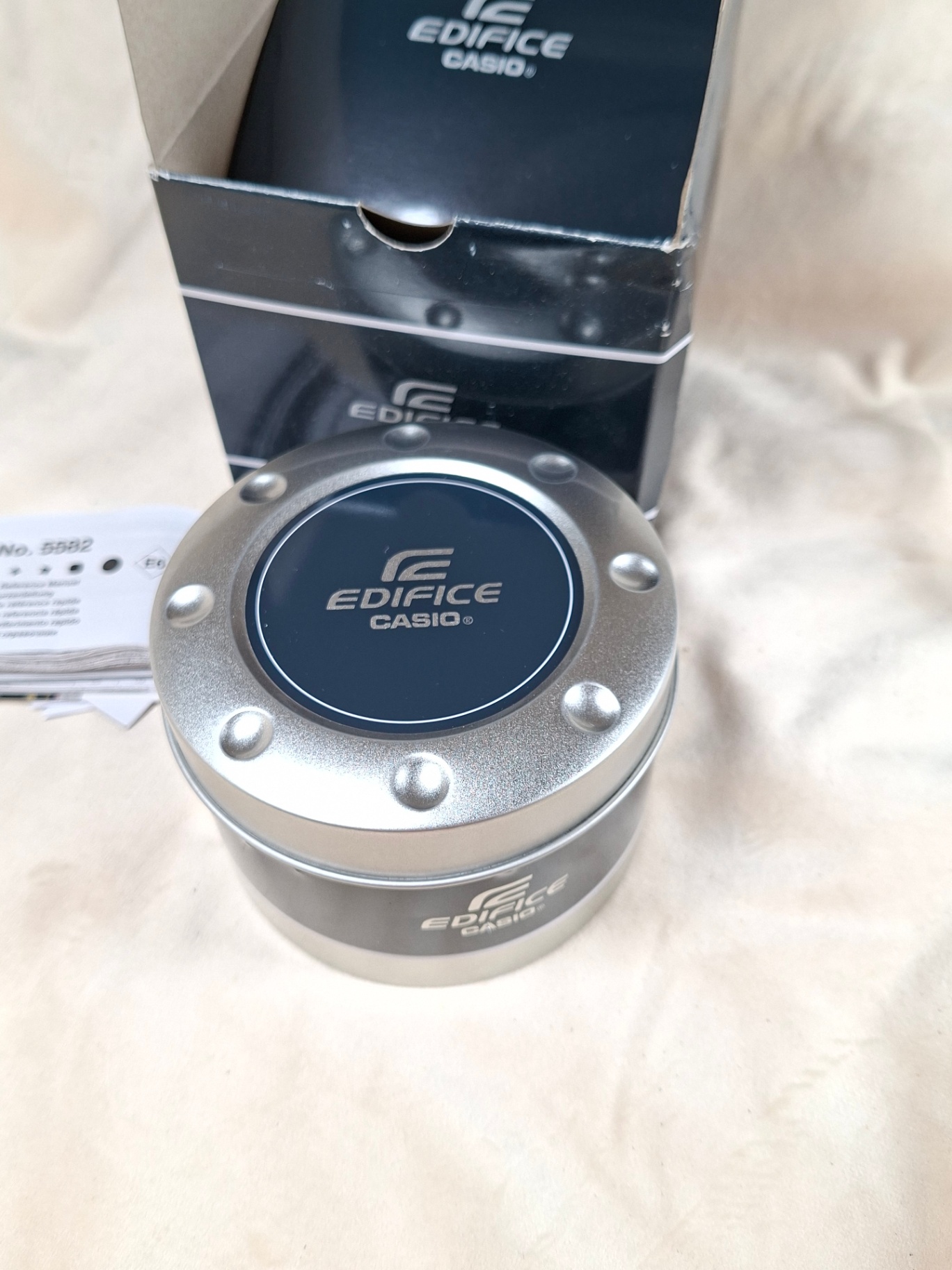 Casio Edifice wristwatch with steel bracelet and presentation tin - image 6 of 6