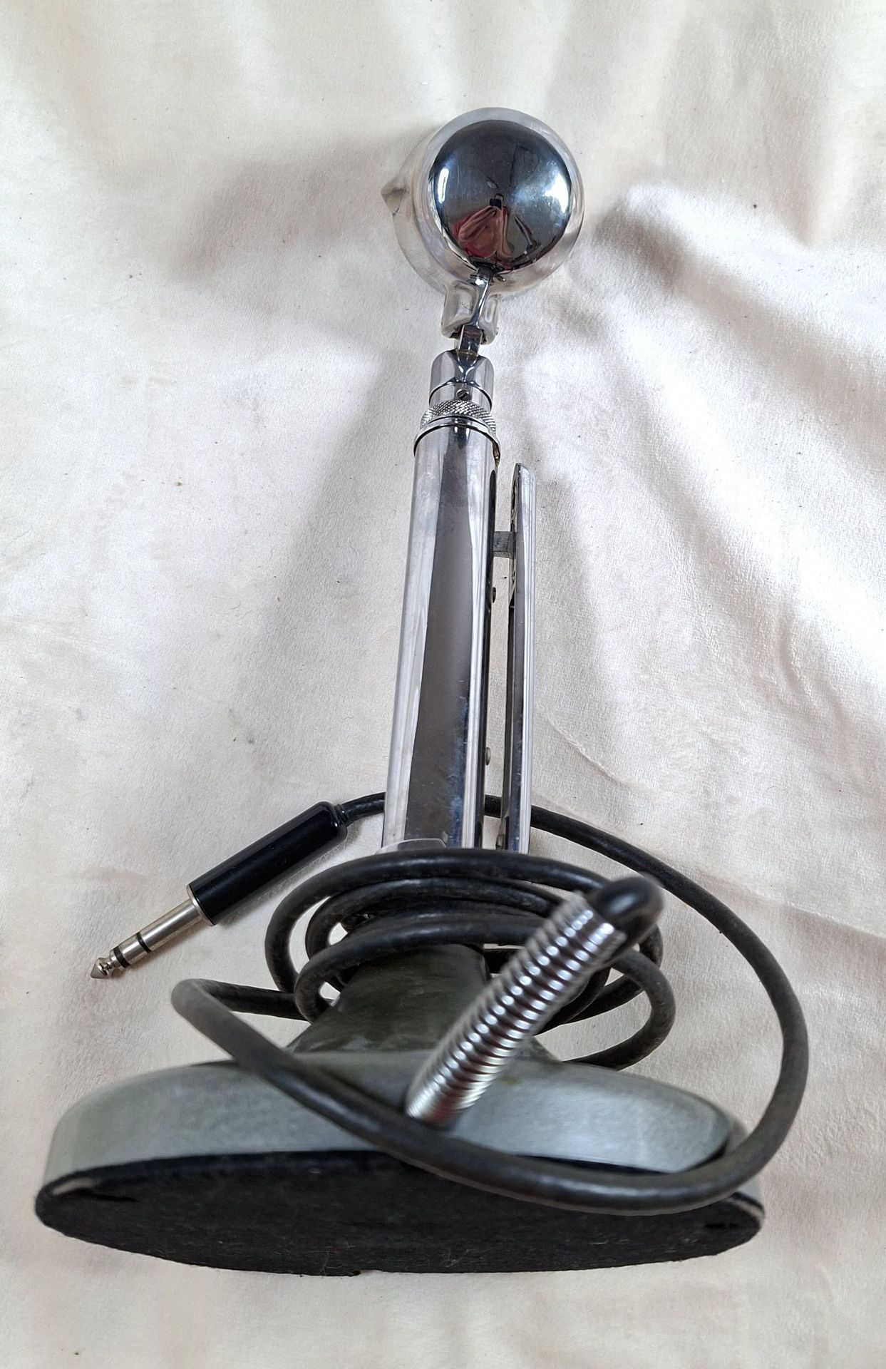 Vintage 1960s Microphone - image 4 of 8