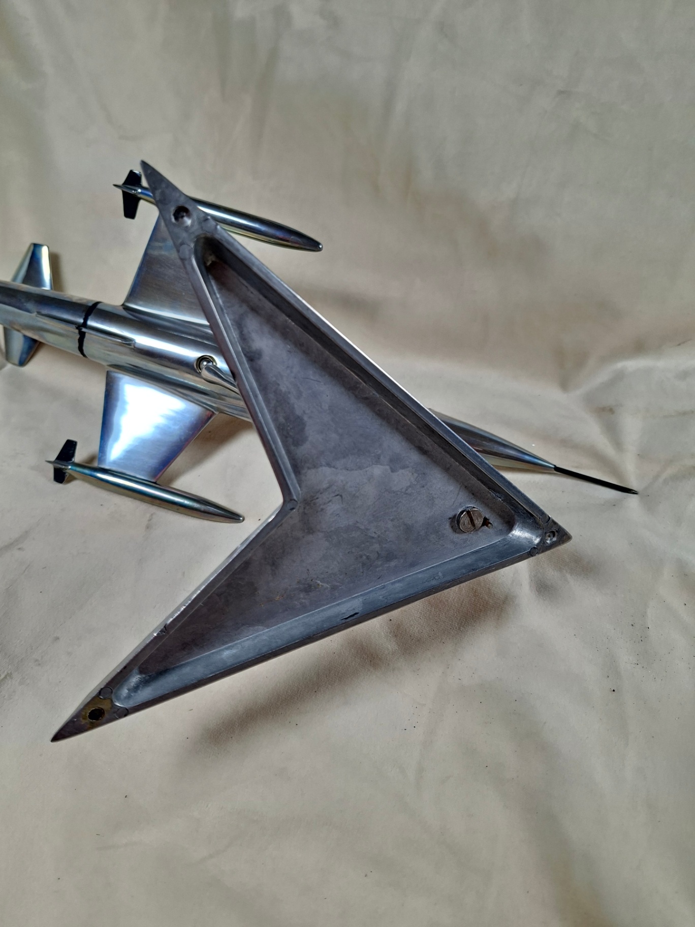 Metal model jet aircraft on display stand, "Der Kanadier December 1969-December 1971" - image 6 of 7