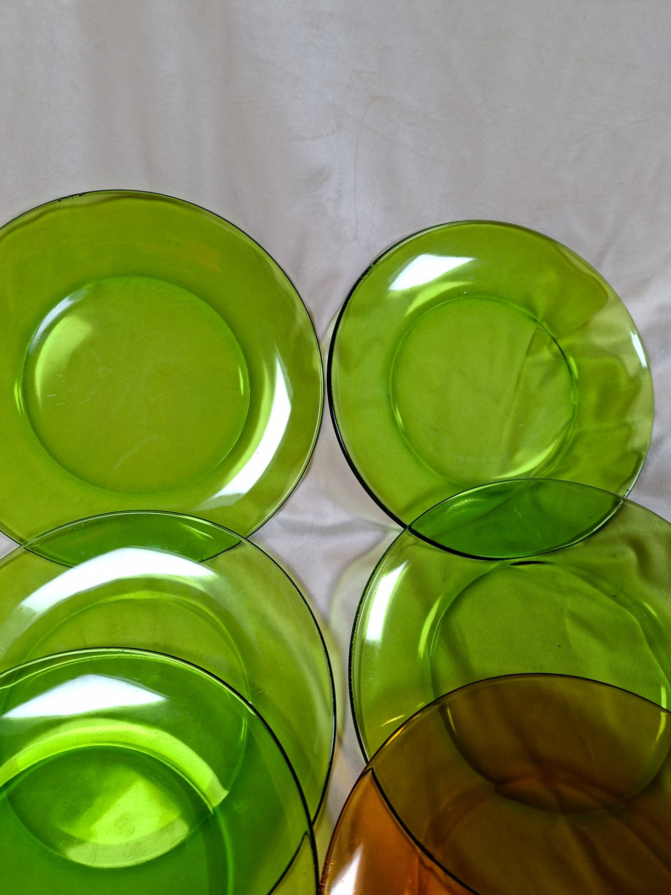 Vintage Duralex France Lime-green glass salad plates, 8 Pcs - image 3 of 6