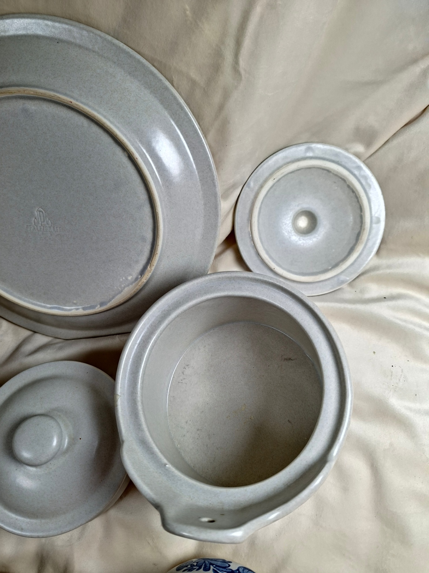 Collection of  Vintage Pfaltz Graff Yorktowne blue floral stoneware set with lids - image 7 of 9