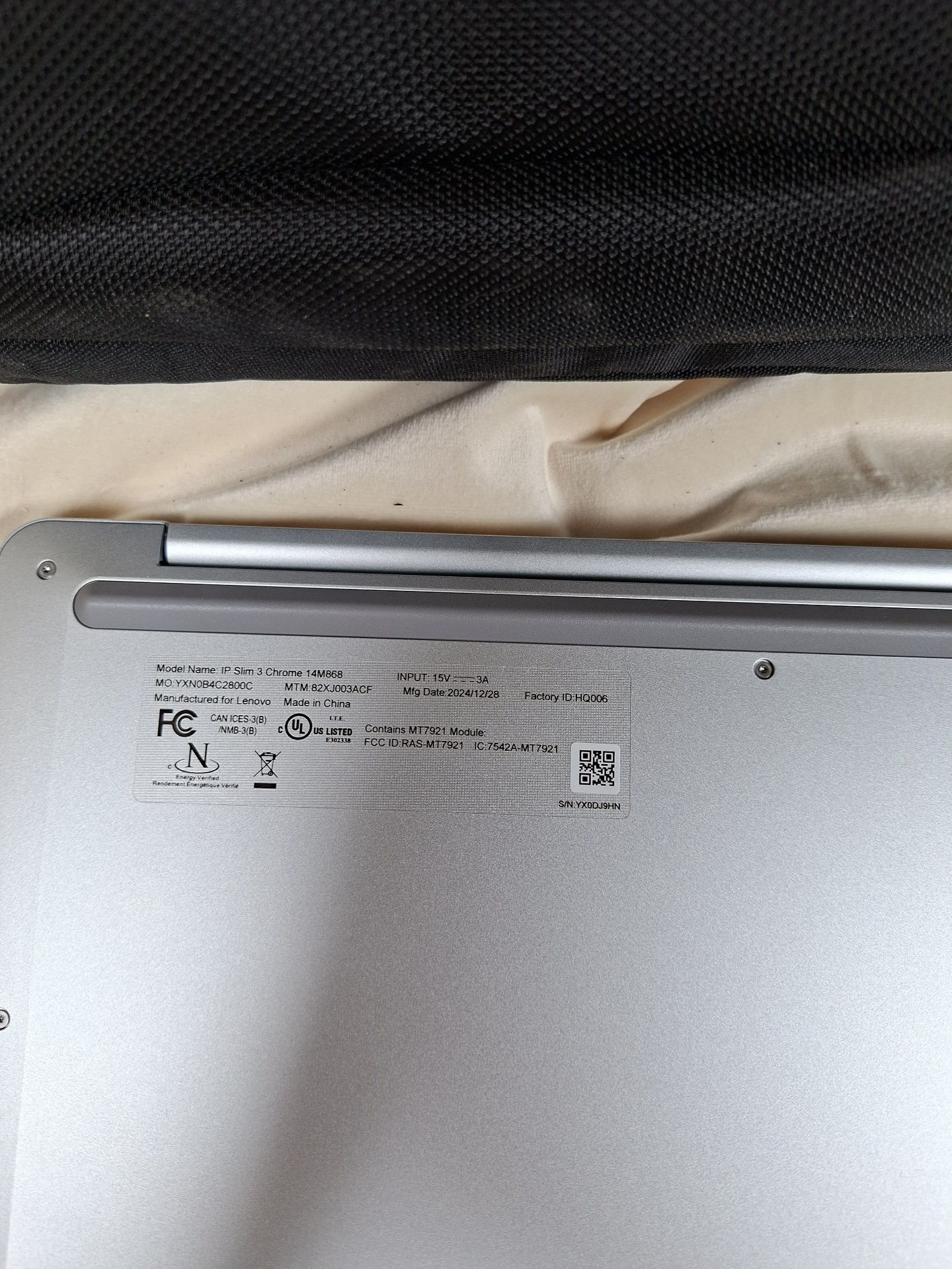 Lenovo IdeaPad Slim 3 Chromebook Laptop with Accessories - image 6 of 6