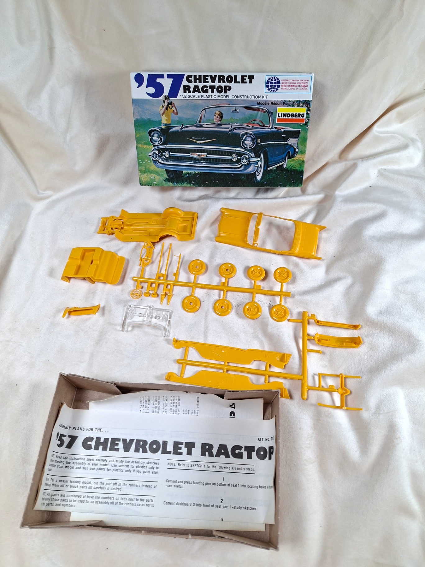 1957 Chevrolet RagTop 1/32 Scale Plastic Model Kit - image 2 of 4