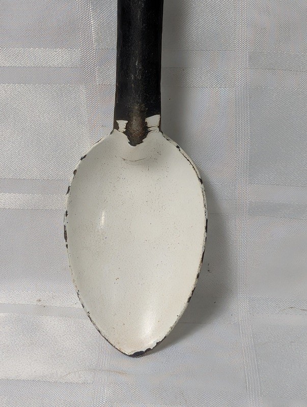 Long-handled black spoon with white ceramic bowl - image 3 of 8