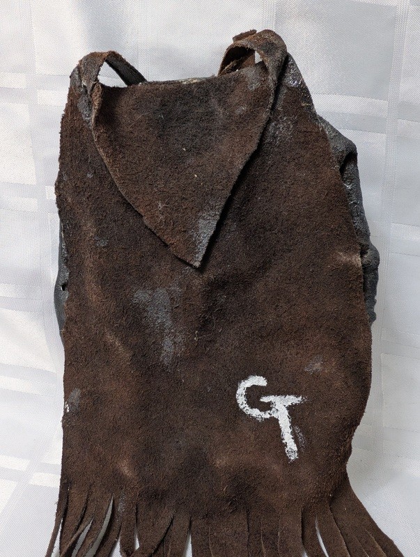 Polka-dot leather mask with fringe - image 8 of 11