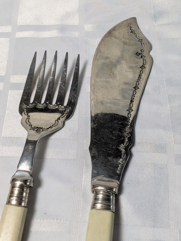 Vintage carving fork and knife with cream handles - image 8 of 10