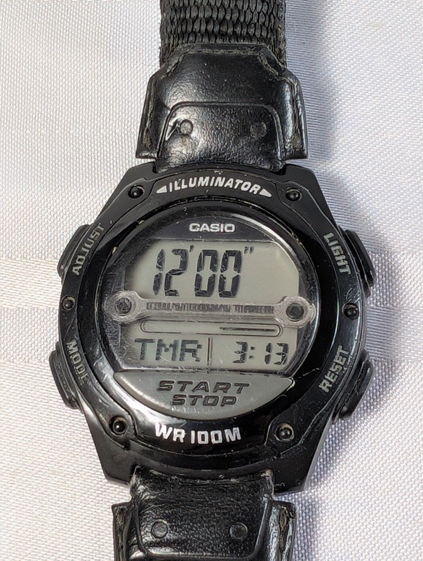 Casio digital wristwatch with illuminator and world time - image 10 of 10