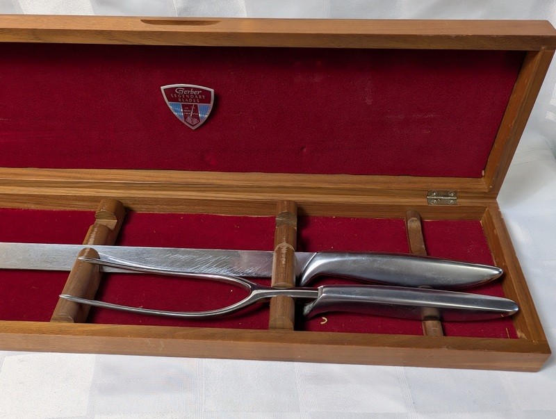 Gerber Legendary Blades carving set in wooden case - image 4 of 14