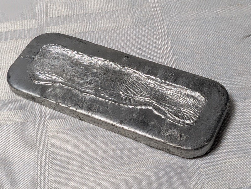 Rectangular metal ingot - image 1 of 7