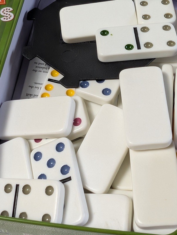 Double Six Dominoes Set in Green Tin - image 6 of 8