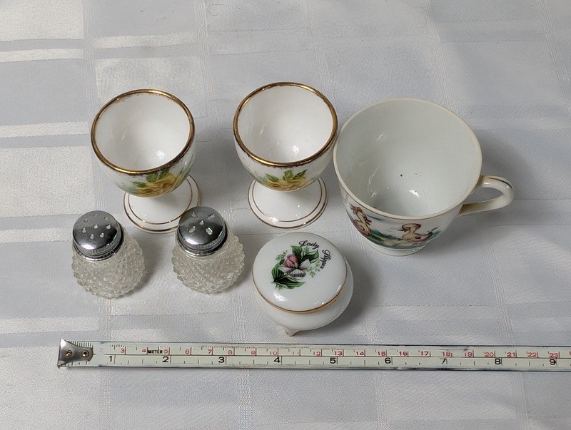Tea ware set with Rose pattern and duck mug - image 13 of 15
