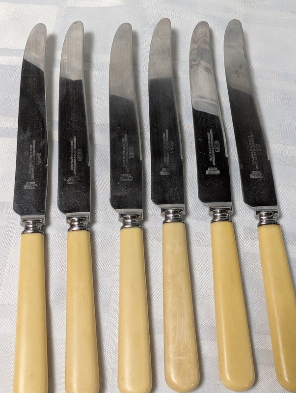 Bone-handled stainless steel knife set - image 2 of 8