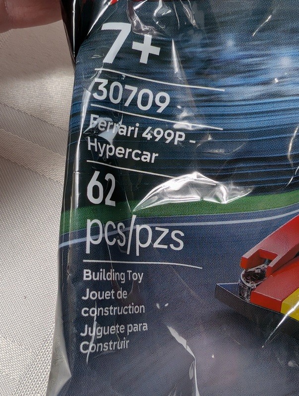 LEGO Speed Champions Ferrari 499P set 30709 - image 4 of 7