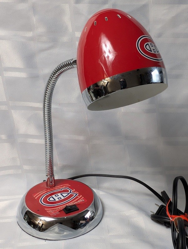 Montreal Canadiens Desk Lamp - image 2 of 7