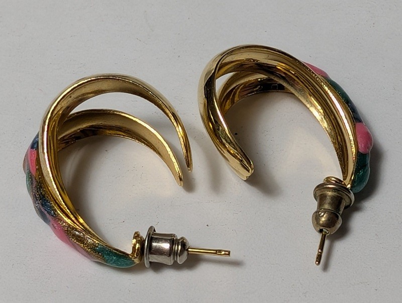 Citrine ring, pink gemstone ring, and enamel hoop earrings - image 13 of 13