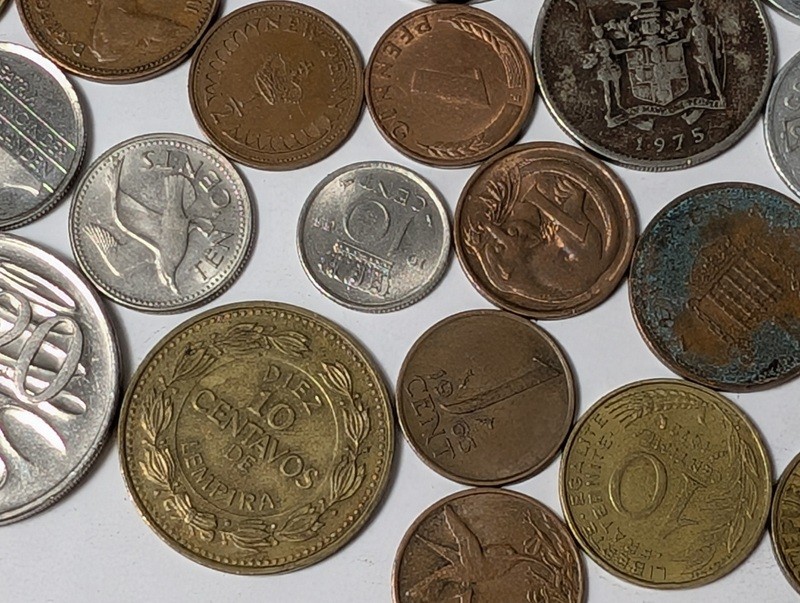 Assorted international coins including Jamaican 1975 issues - image 16 of 26