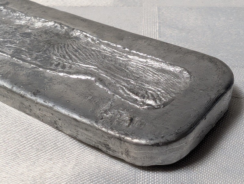 Rectangular metal ingot - image 2 of 7