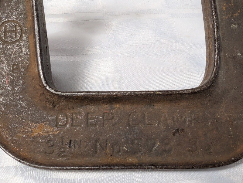 Cast iron C-clamp with screw and T-handle - image 7 of 10