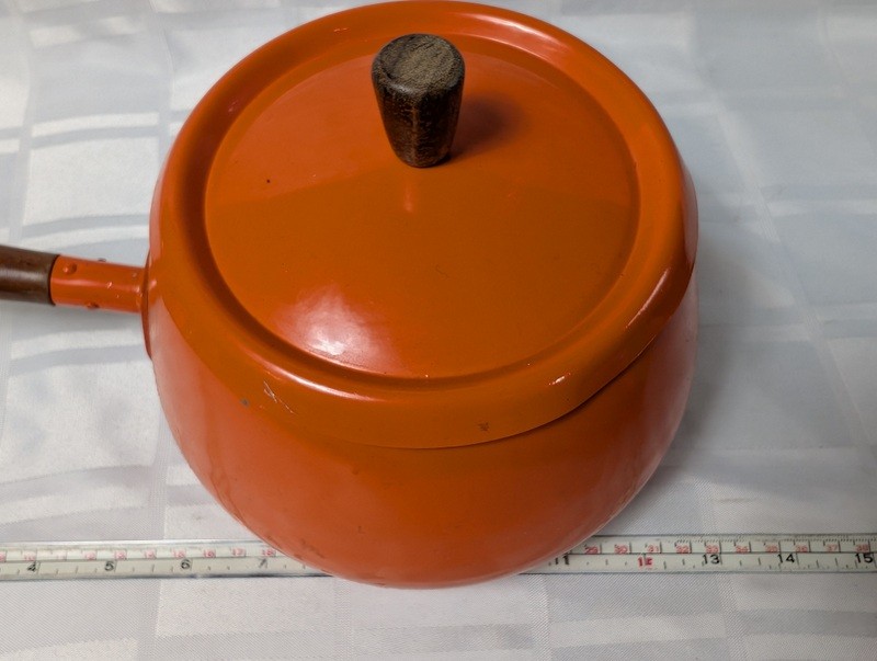Orange enamel pot with lid and wooden handle - image 14 of 14