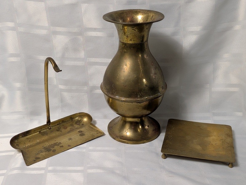 Brass vase with two accompanying brass accessories - image 1 of 7