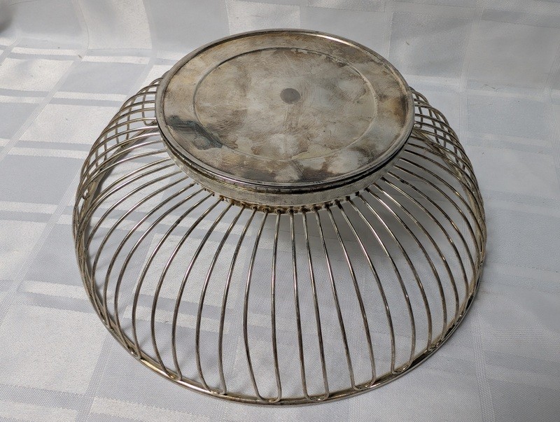 Wire Metal Fruit Basket - image 6 of 8